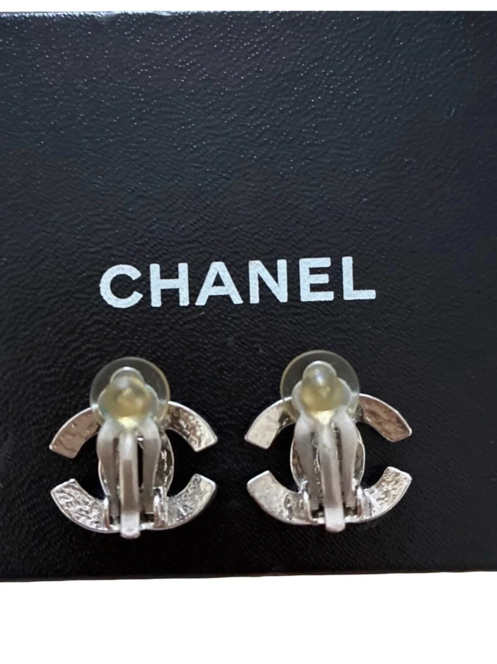 Authentic CHANEL Vintage 00A Silver-Tone Quilted CC Clip ON Earrings w/box & COA
